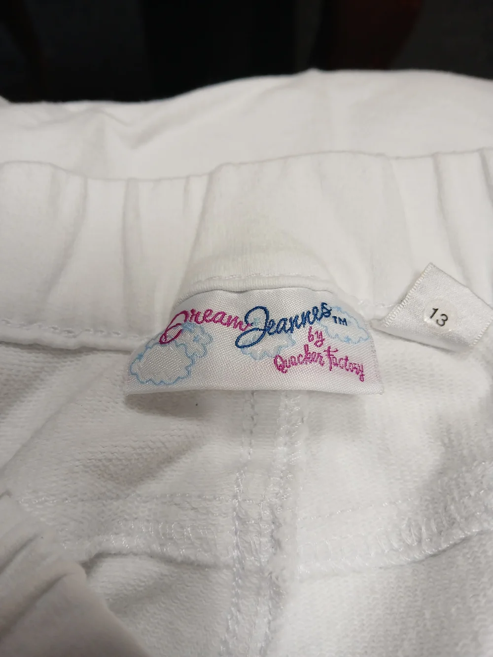 Quacker Factory White Stretch Chinos with Subtle Heart Detail
